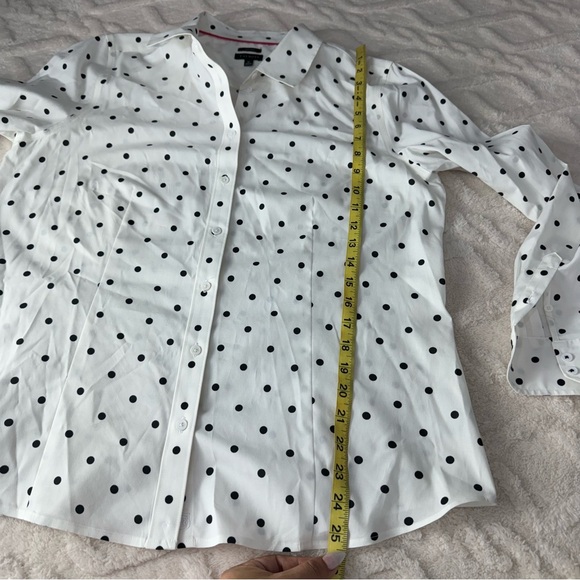 Talbots no iron polka dot button down blouse long sleeve shirt worms. Size 12 - Picture 14 of 16